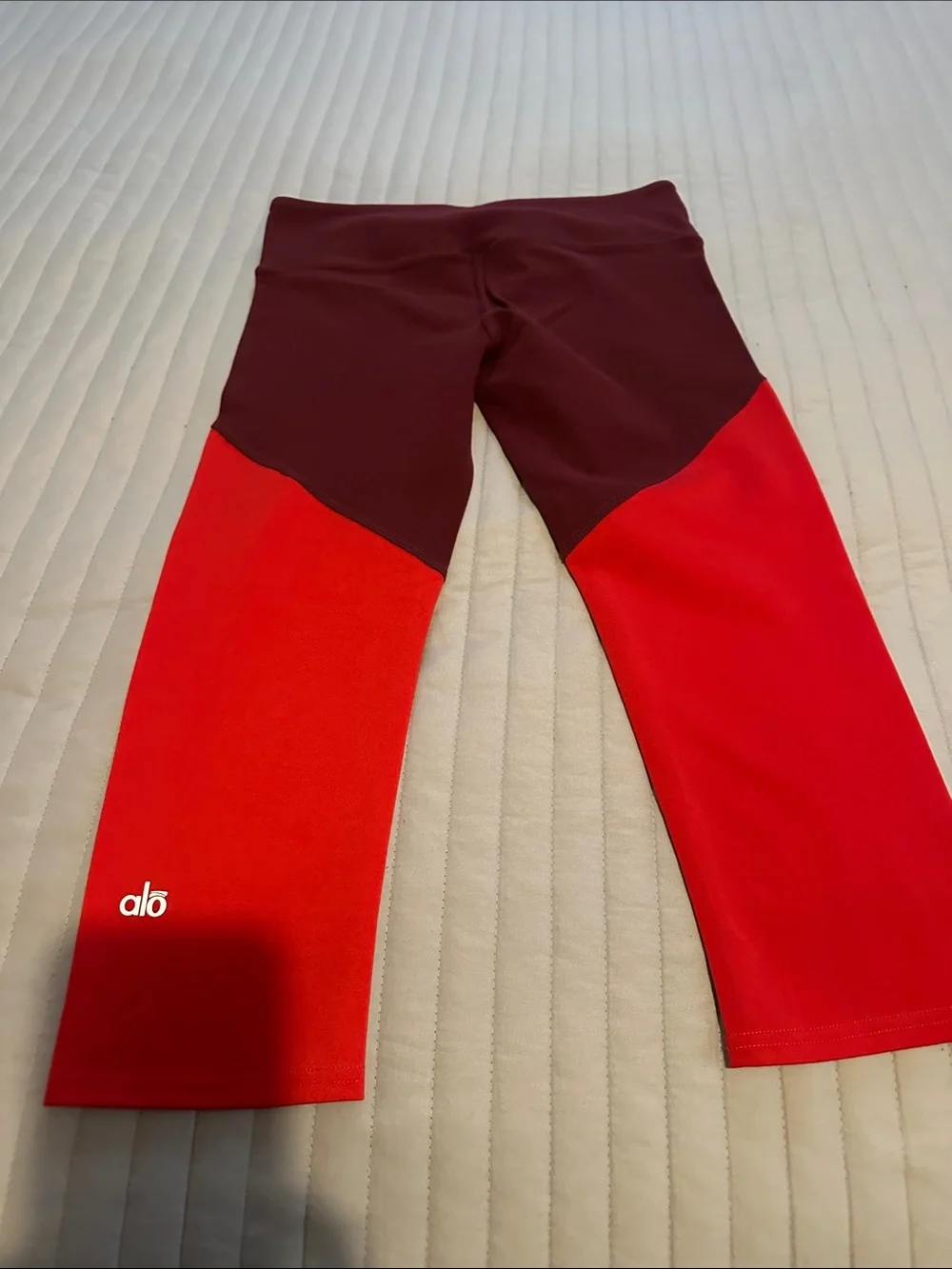 Women Two-Tone Burgundy and Red Active Leggings